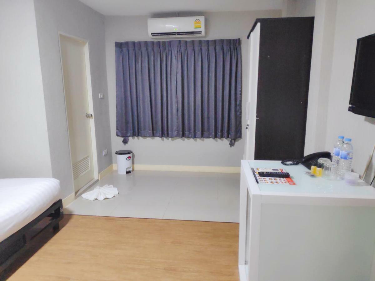 Tim Place - Bts Phra Khanong Bangkok Zewnętrze zdjęcie